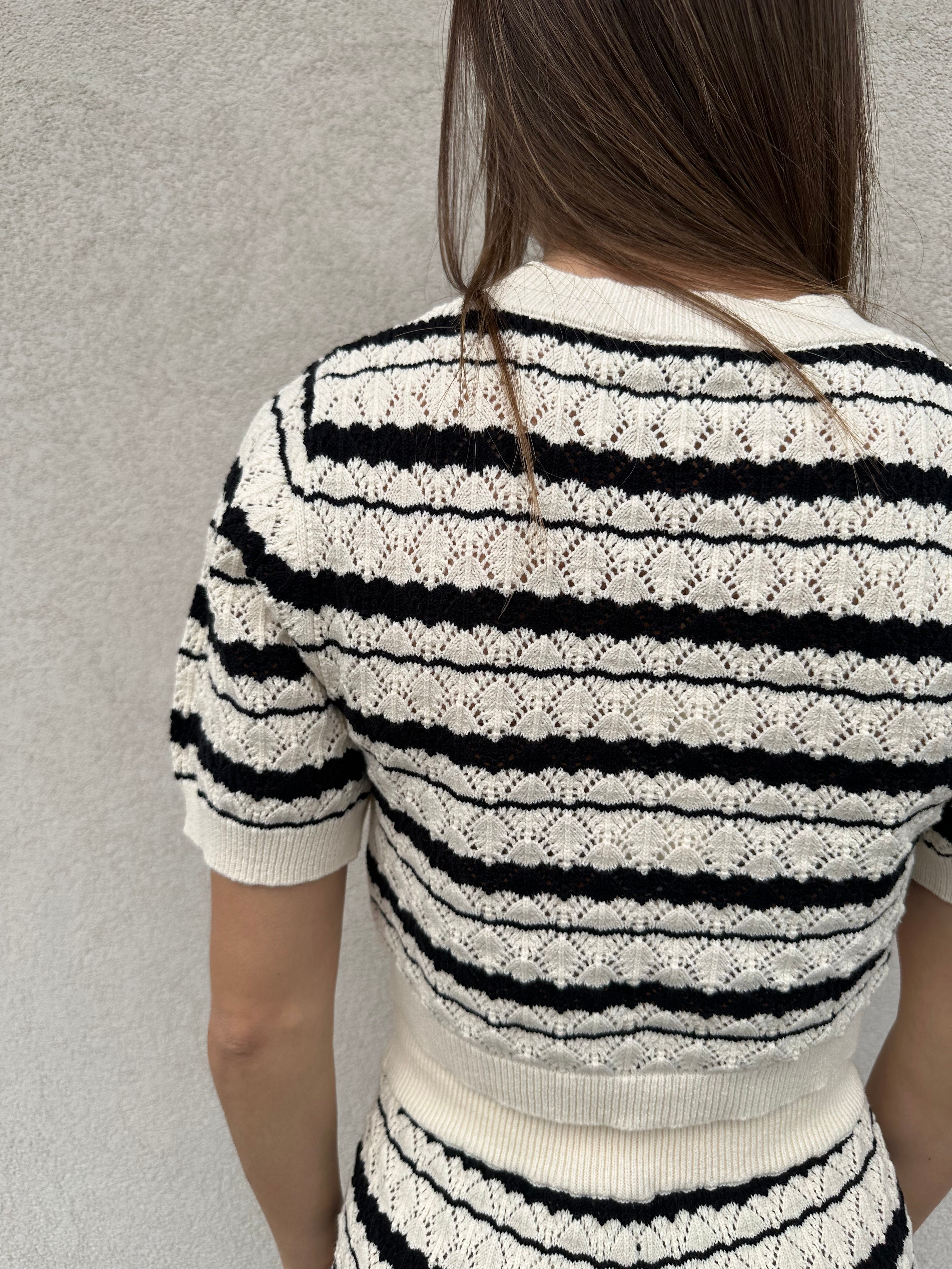 Maglia crop traforata - HINNOMINATE