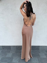 Abito KEIRA caramello - SILENCE LIMITED