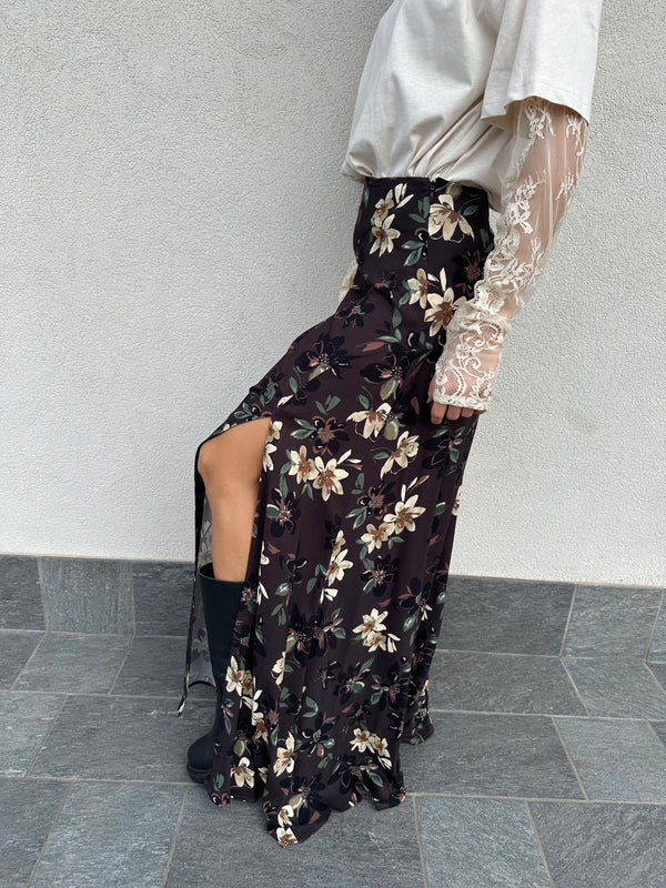 Gonna LOTUS MORO - MAR DE MARGARITAS