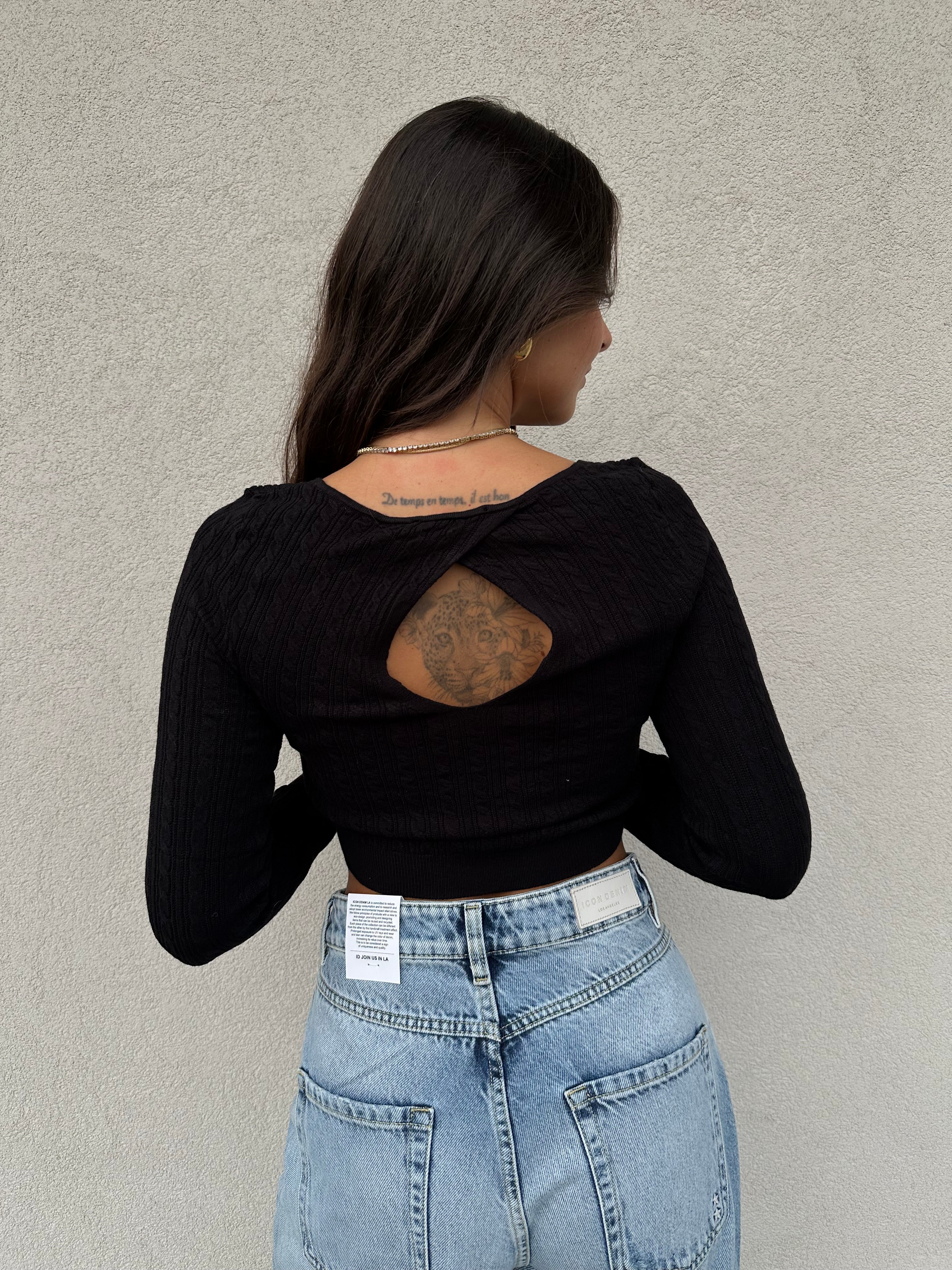 Maglia crop treccine NERA - HINNOMINATE