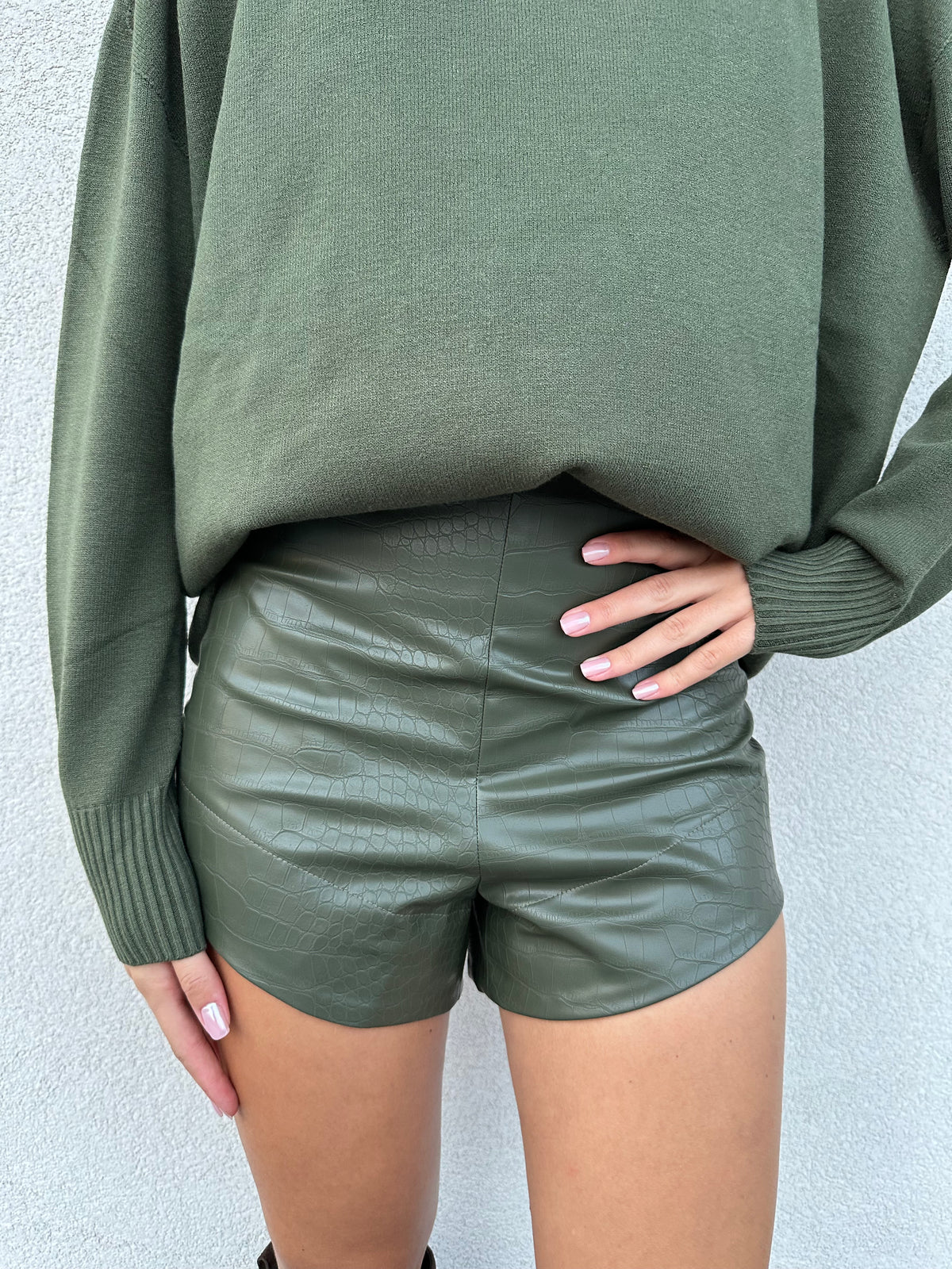 Shorts cocco VERDE - SILENCE LIMITED
